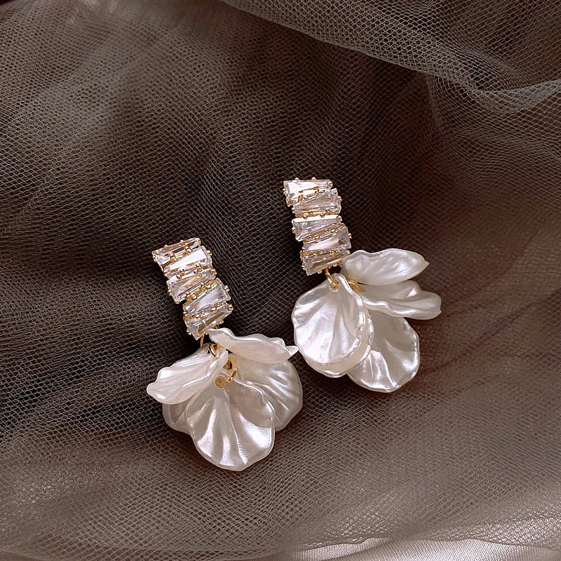 Exquisite Gold Petal Earrings in White