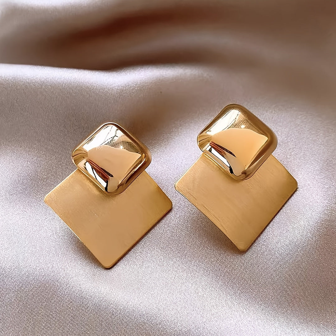 Vintage-Inspired Geometric Square Earrings