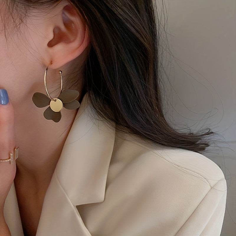 Delicate Casual Dangle Earrings