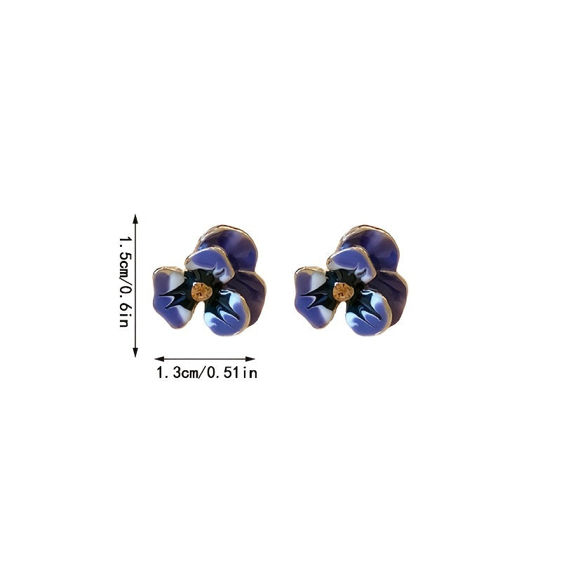 Elegant Floral Stud Earrings