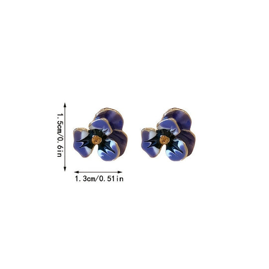 Elegant Floral Stud Earrings