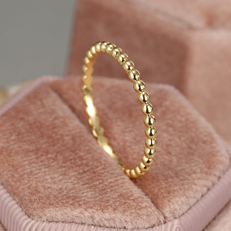 Simple Glossy Ring