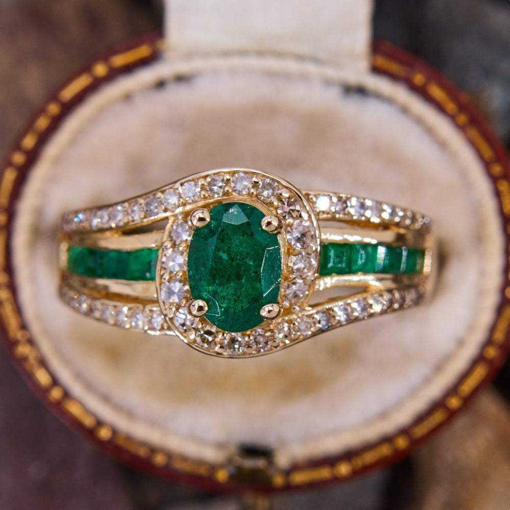 Elegant Green Zirconia Engagement Ring