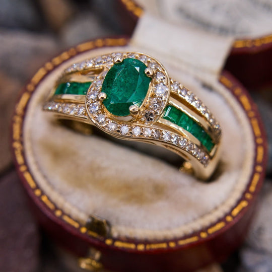 Elegant Green Zirconia Engagement Ring