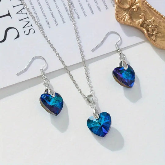 Lenora Caerwyn Jewelry Set