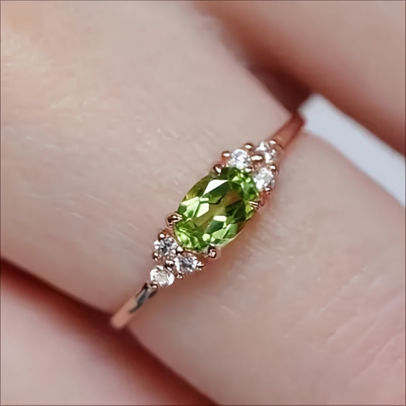 S925 Elegant Peridot & Synthetic Zirconia Ring