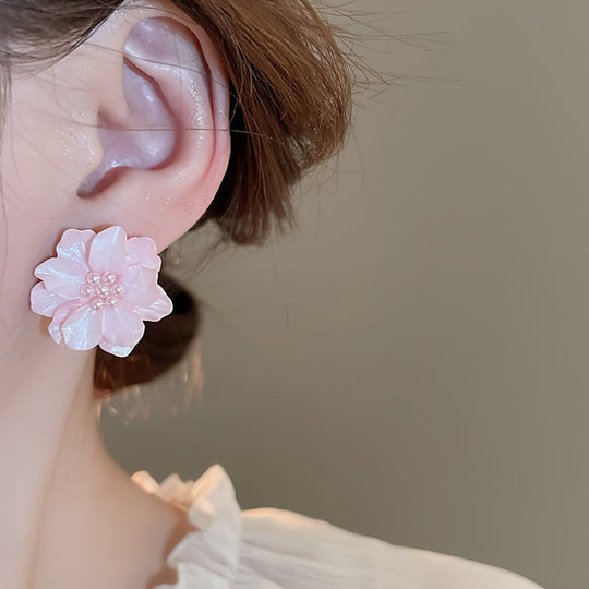 Floral Pearl Stud Earrings