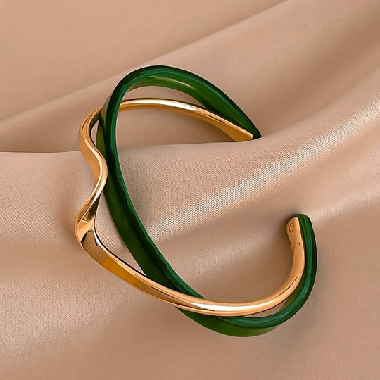 Golden Minimalist Wave Shape Cuff Bangle