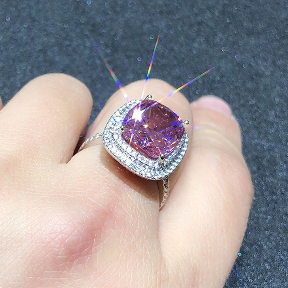 Luxurious Zirconia Halo Ring