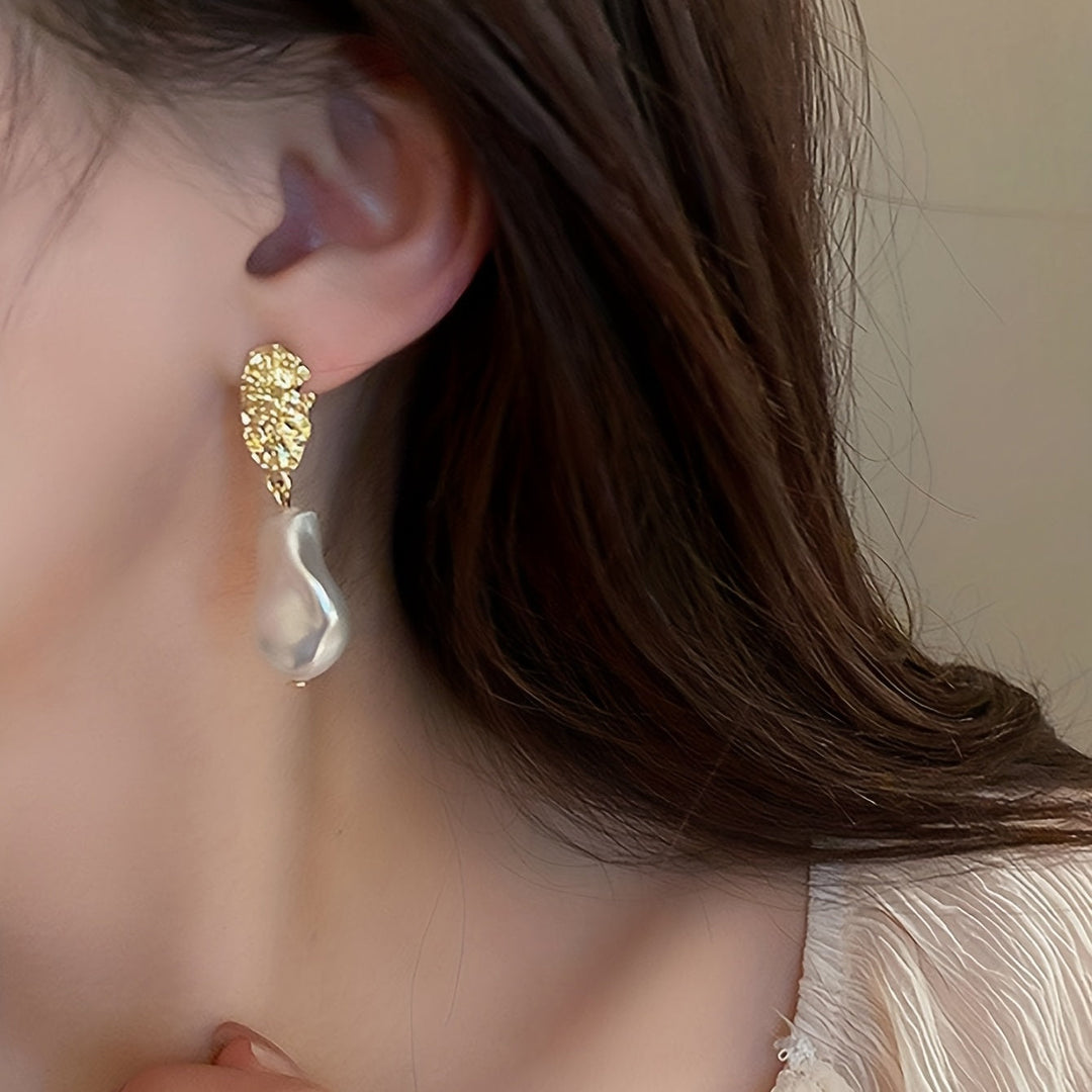 Geometric Irregular Faux Pearl Earrings