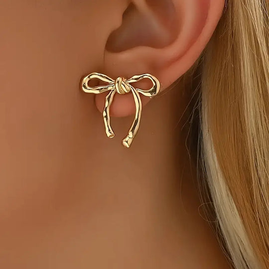 Chic Vintage Bow Earrings