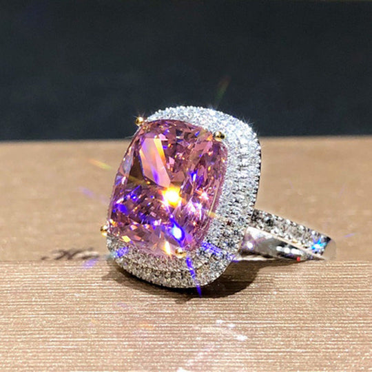 Luxurious Zirconia Halo Ring