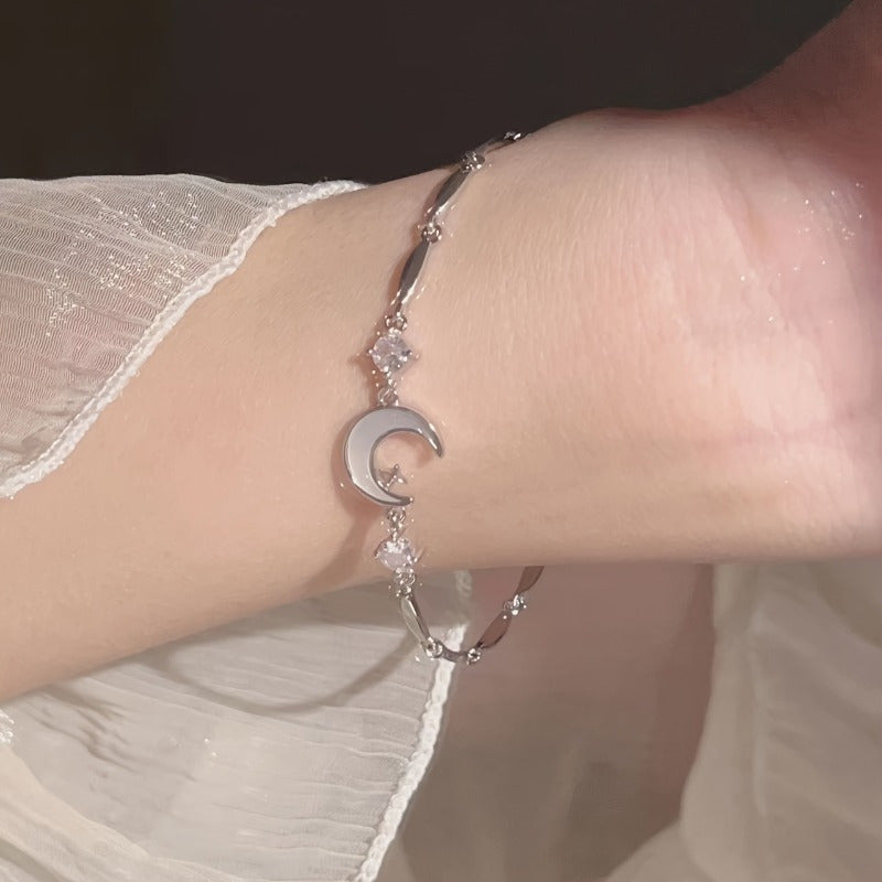 Elegant Star and Moon Zirconia Bracelet