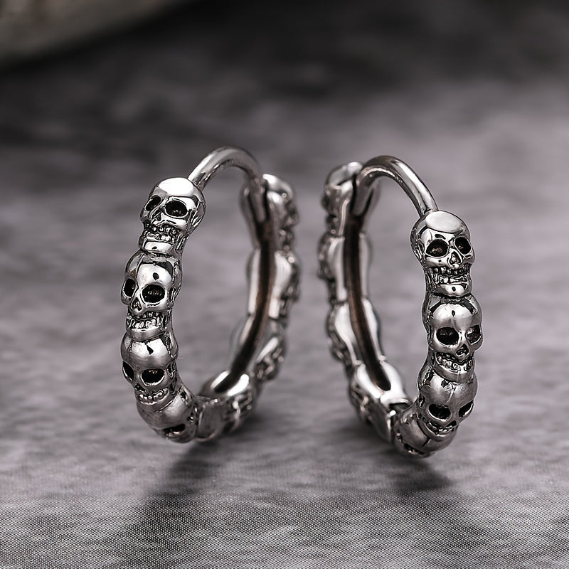 Fashionable Gothic Skull Hoop Earrings