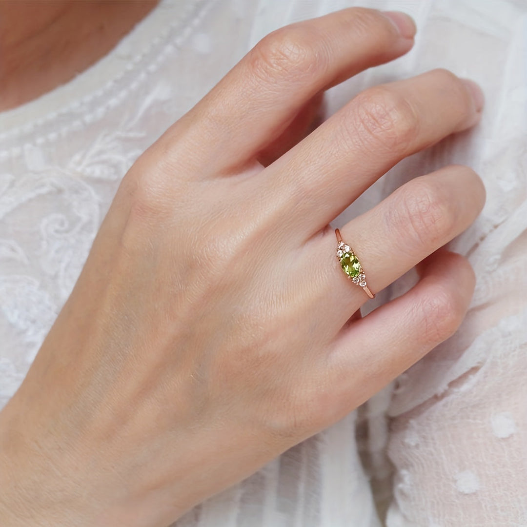 Inlaid Oval Synthetic Zirconia Ring