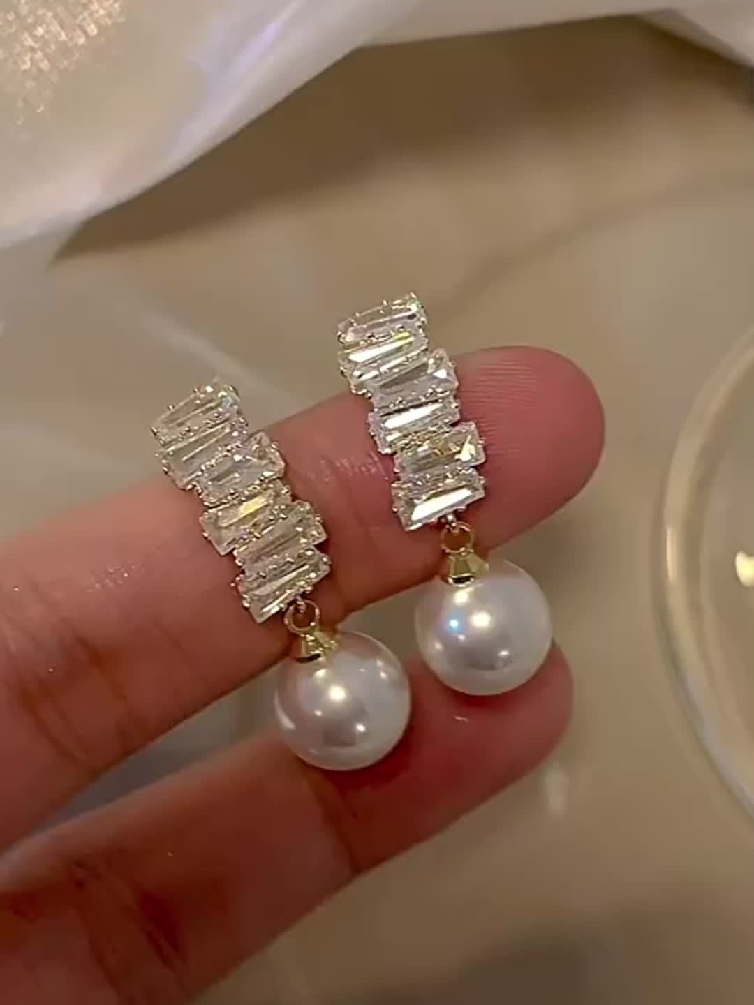 Elegant Geometric Drop Earrings for Women