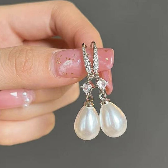 Elegant Pearl Pendant Dangle Earrings