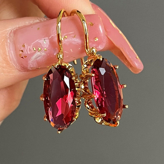 Fashionable Oval Drop Earrings