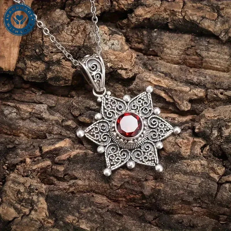 Jessindra Carmalyth Necklace