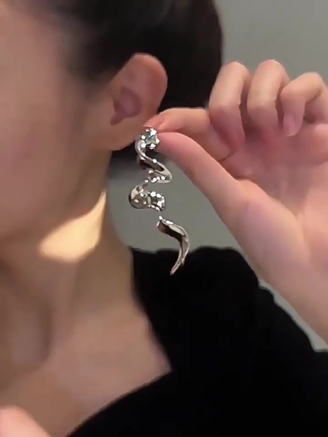 Pair Of French Exaggerated Twists Earrings