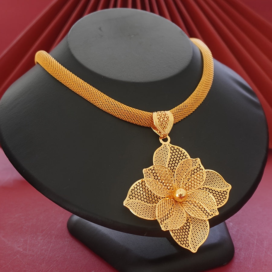 Luxury Flower Pendant Necklace & Earrings Set