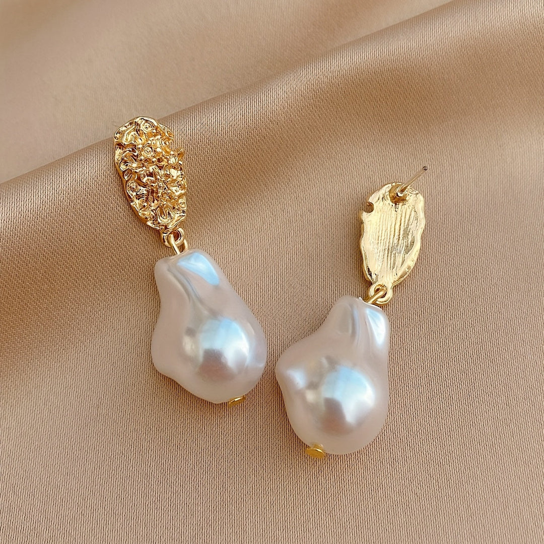 Geometric Irregular Faux Pearl Earrings