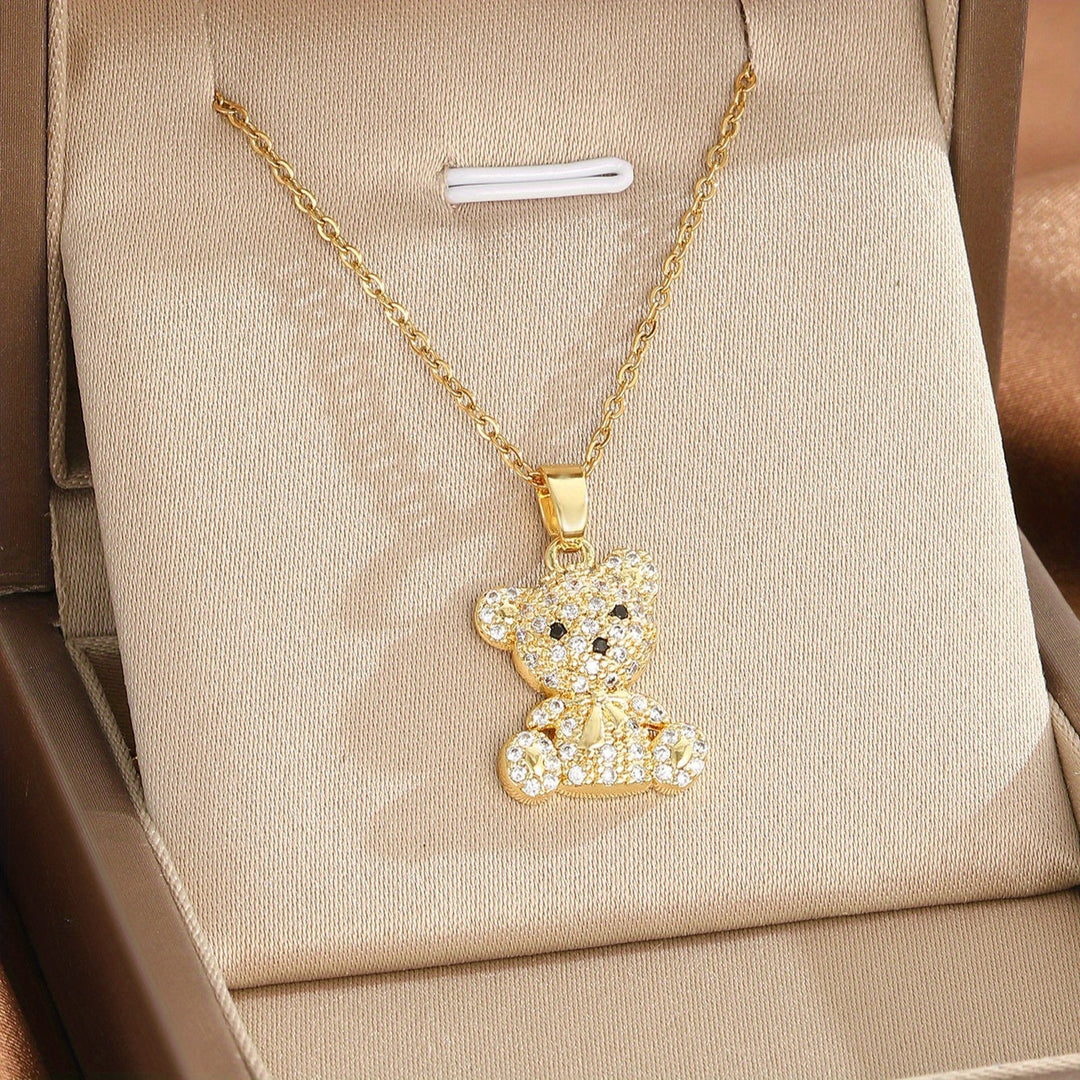 Cute Bear Zirconia Pendant Necklace