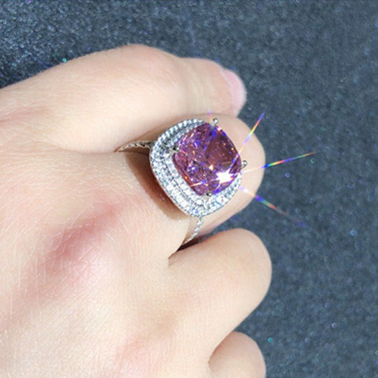 Luxurious Zirconia Halo Ring