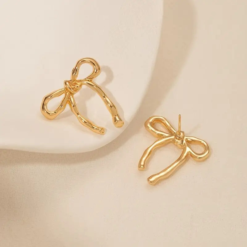 Chic Vintage Bow Earrings