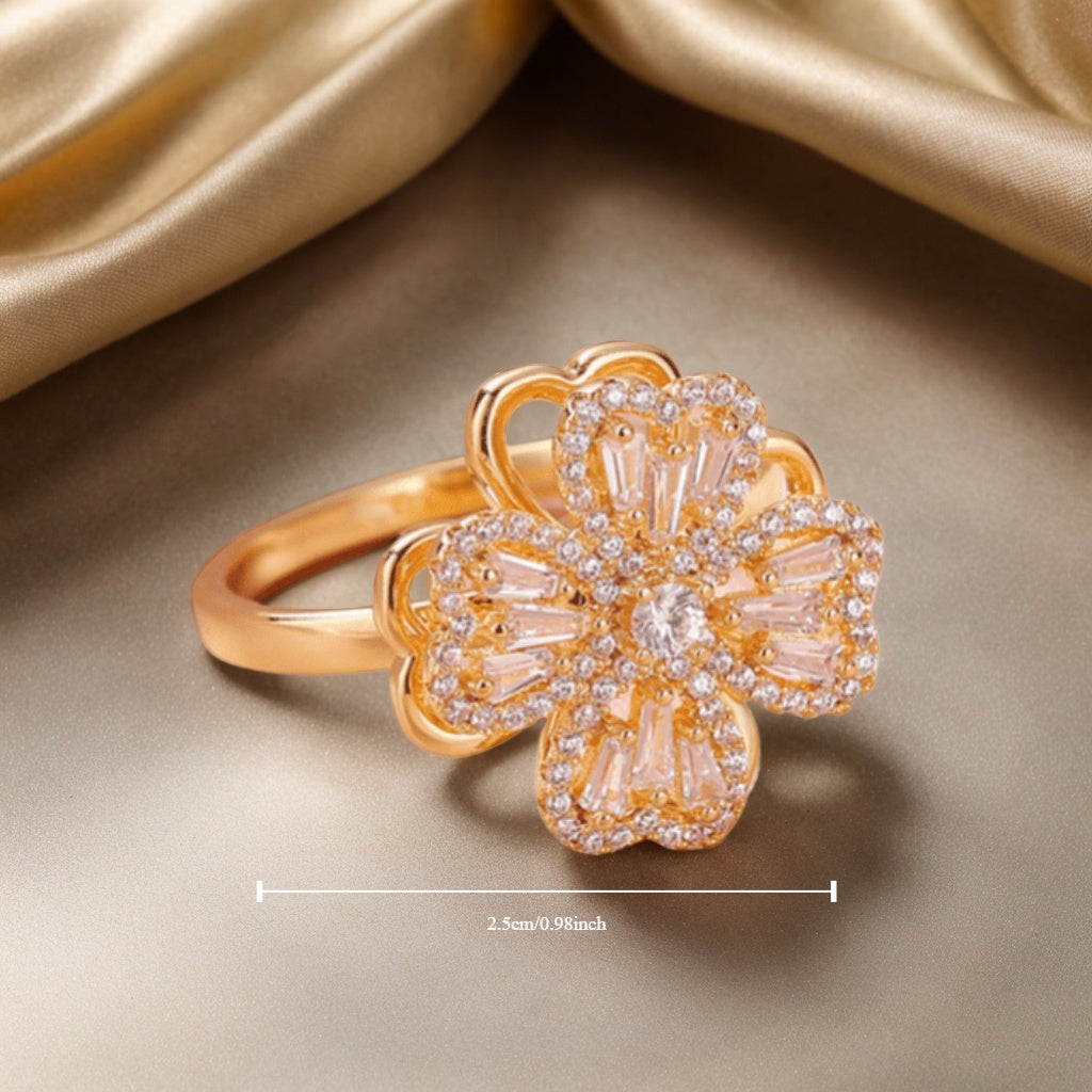 Fashion Clover Stress-Relief Ring