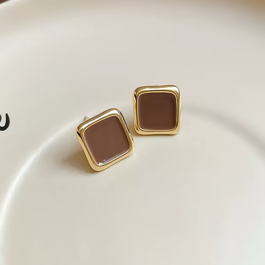 Vintage Elegant Small Square Earrings