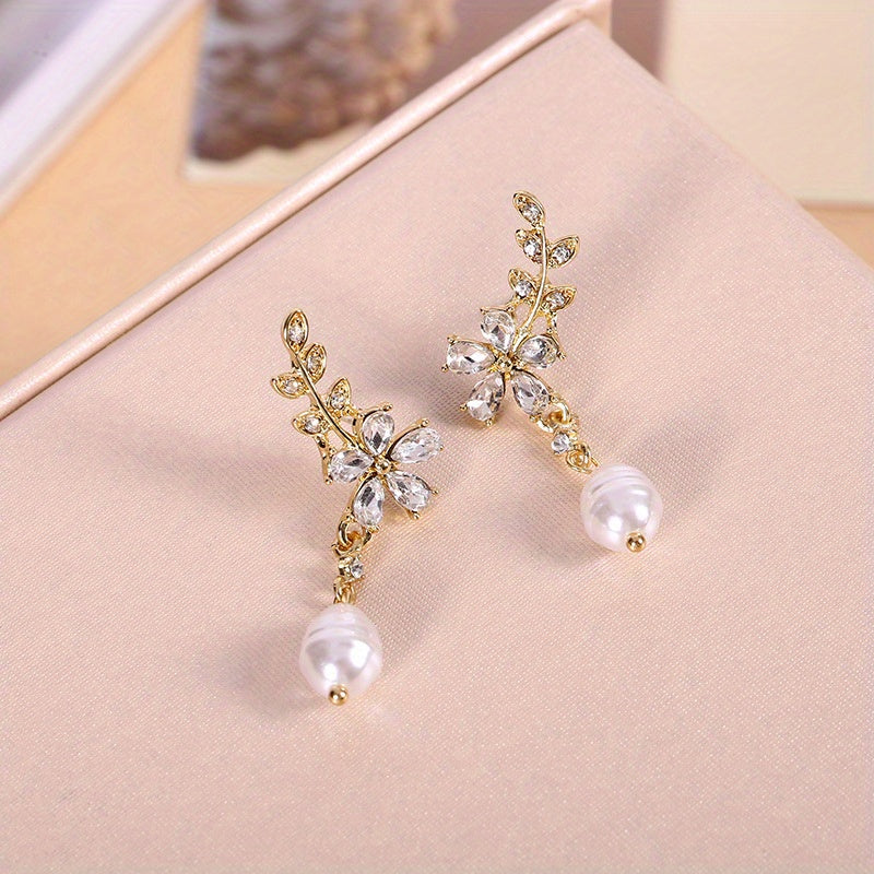 Exquisite Pearl Flower Leaf Drop Earrings