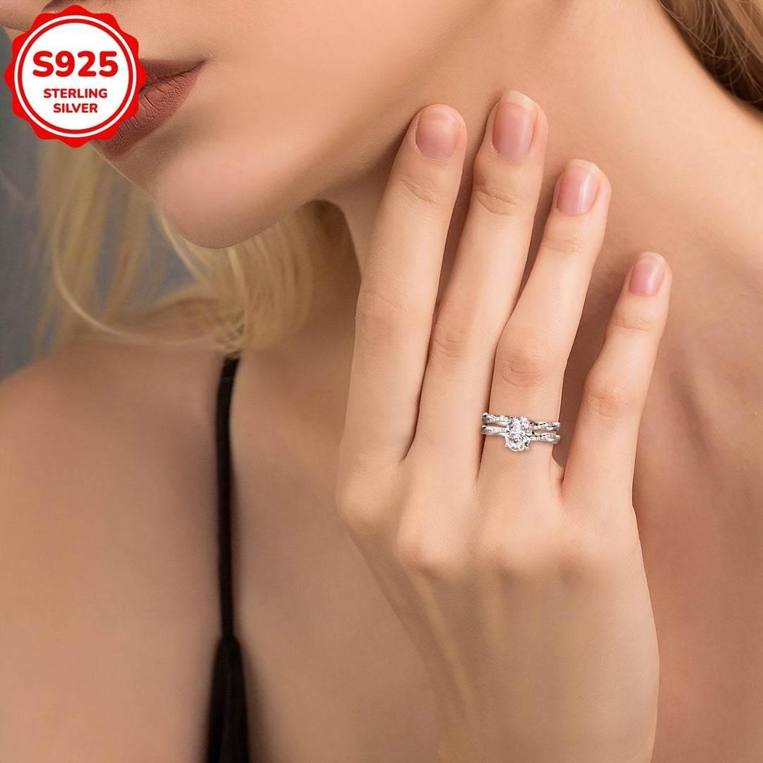 Oval Cut Moissanite Twisted Band Ring Set