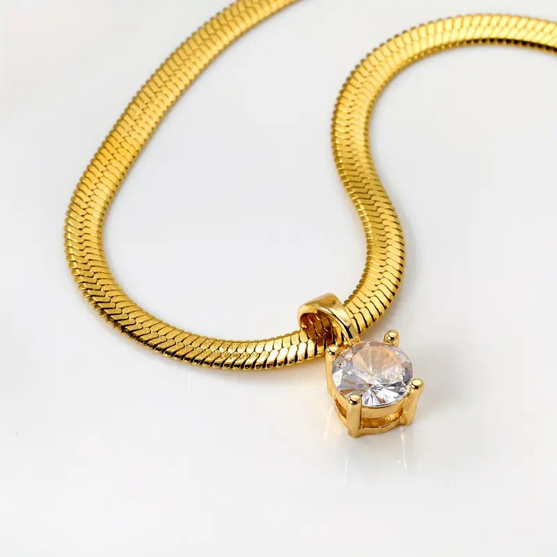 Elegant Rhinestone Pendant Necklace