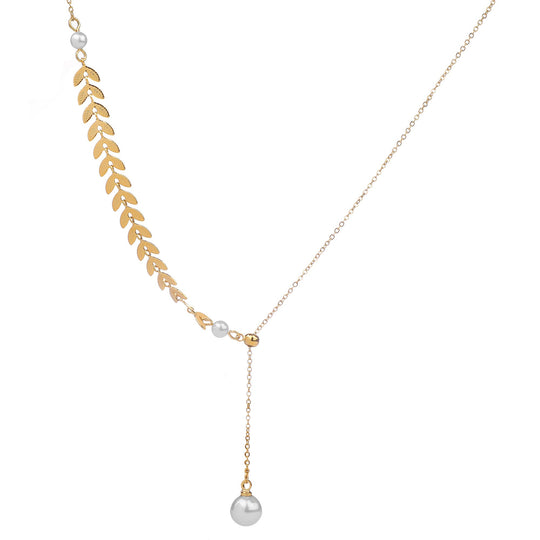Choker with Design of Leaves Pendant