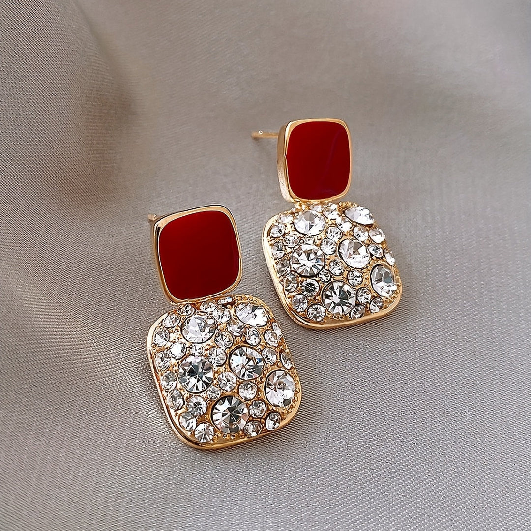 Shiny Rhinestone Decor Dangle Earrings