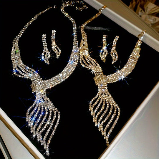 Leaf Pendant Necklace & Earrings