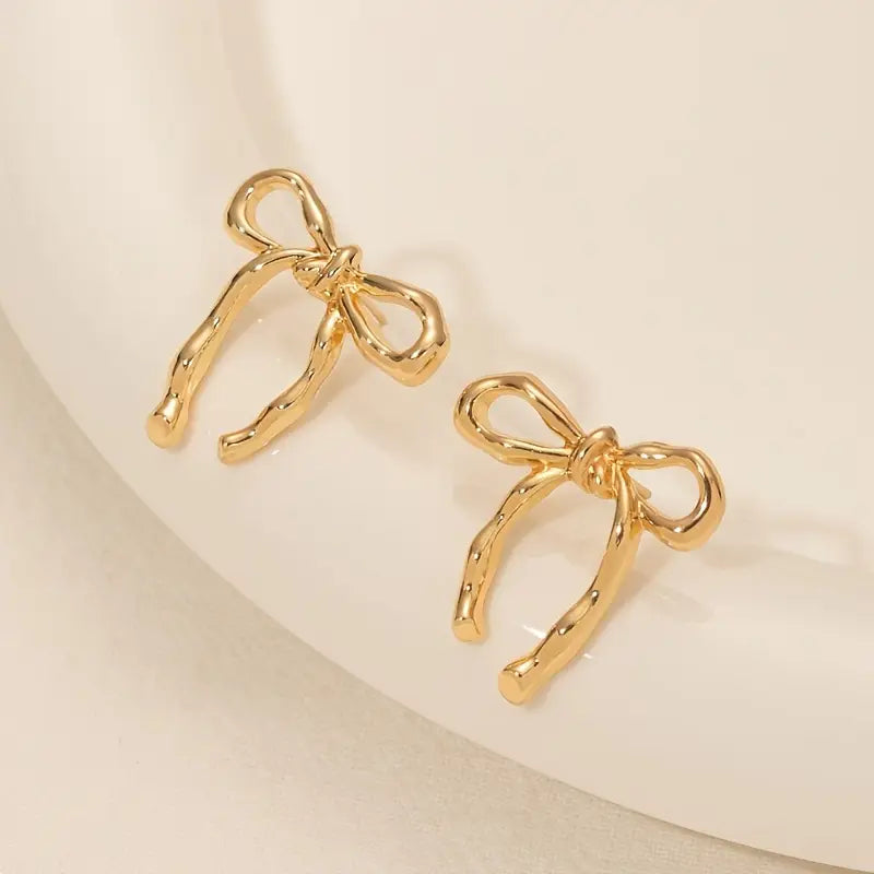 Chic Vintage Bow Earrings