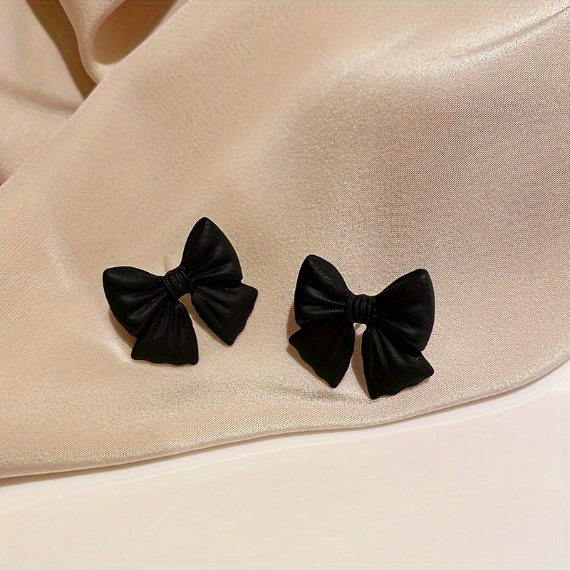 Elegant Black Bow Dangle Earrings