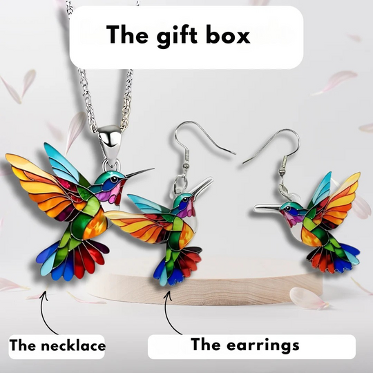 Beautiful hummingbird Design Necklace