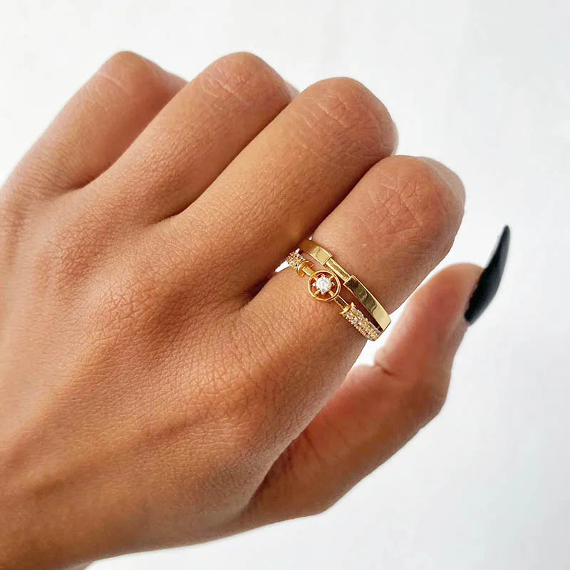 Adjustable Star Ring in Gold Zircon