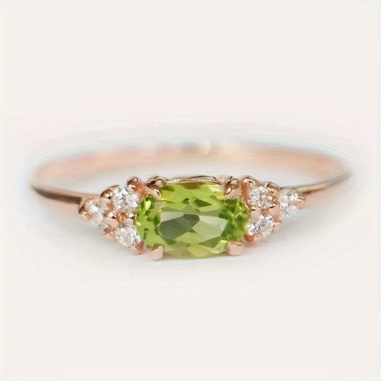 S925 Elegant Peridot & Synthetic Zirconia Ring