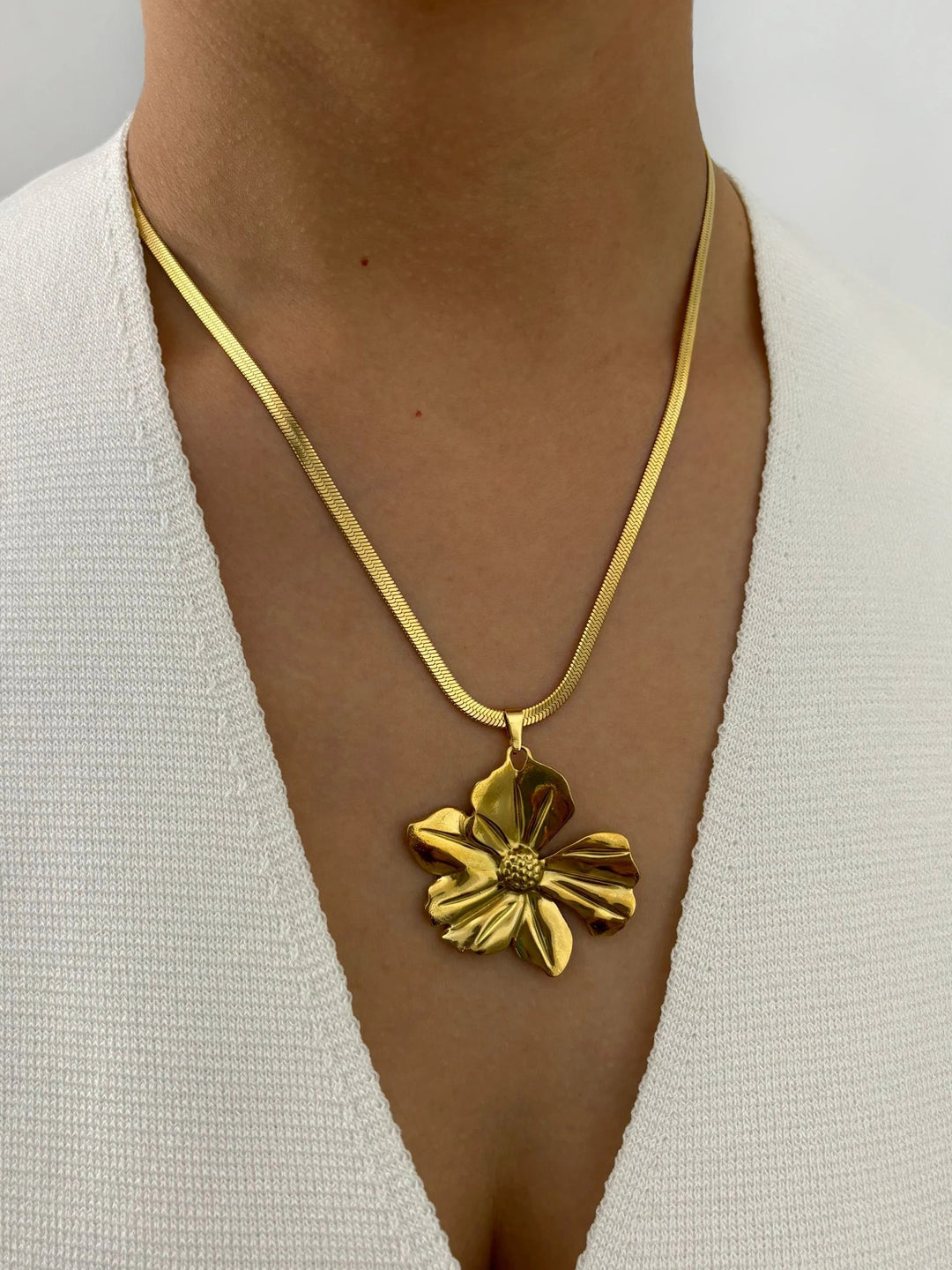 Fiore Pendant Necklace