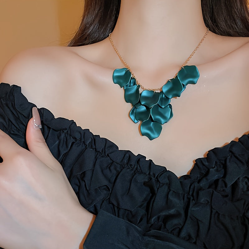 Luxury Elegant Floral Petal Tassel Necklace