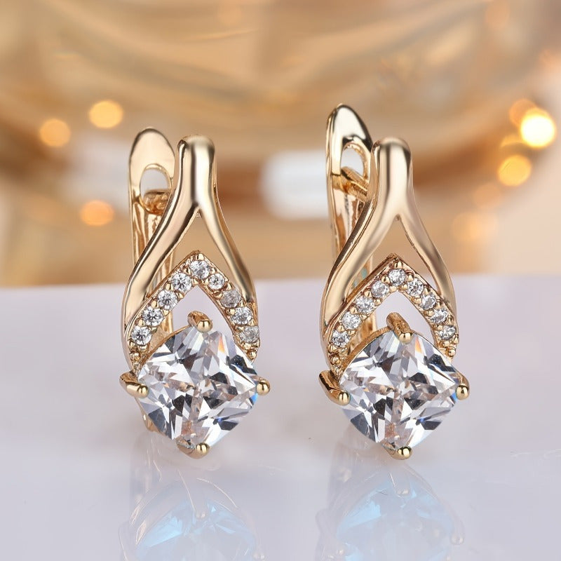Elegant Golden Drop Earrings