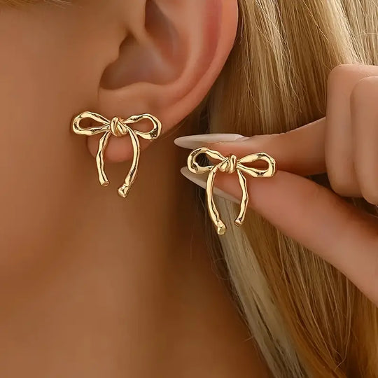 Chic Vintage Bow Earrings