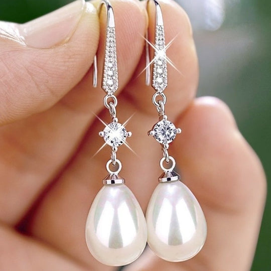 Elegant Pearl Pendant Dangle Earrings
