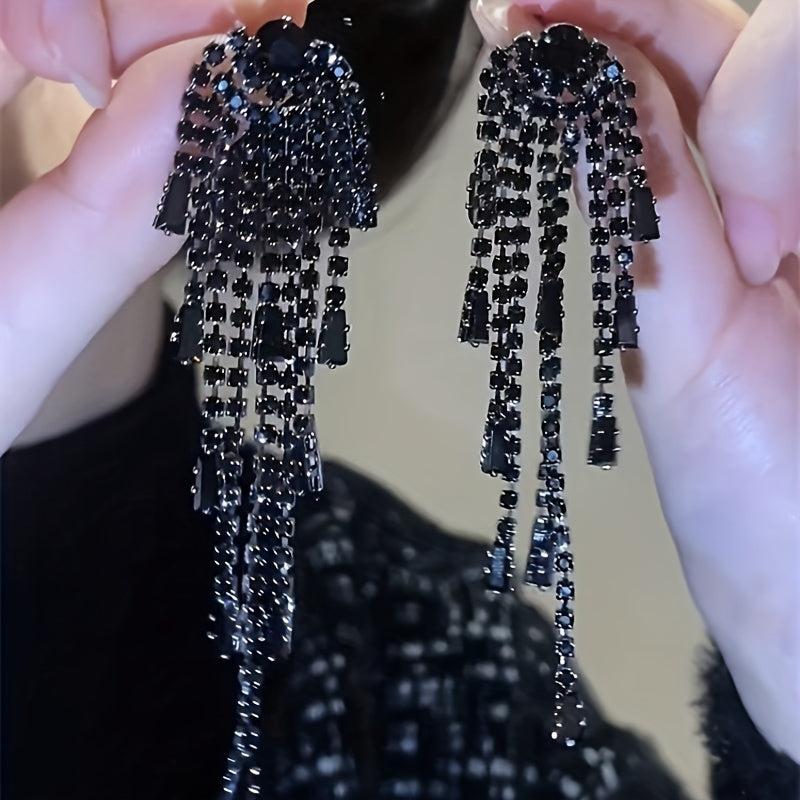 Sparkling Tassel Design Drop Earrings