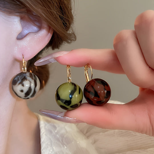 Vintage Resin Dangle Earrings