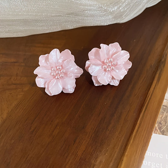 Floral Pearl Stud Earrings